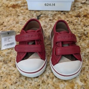 Burberry Children shoes